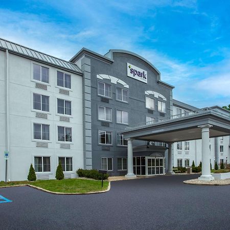 Spark By Hilton Walker Grand Rapids North Exterior photo