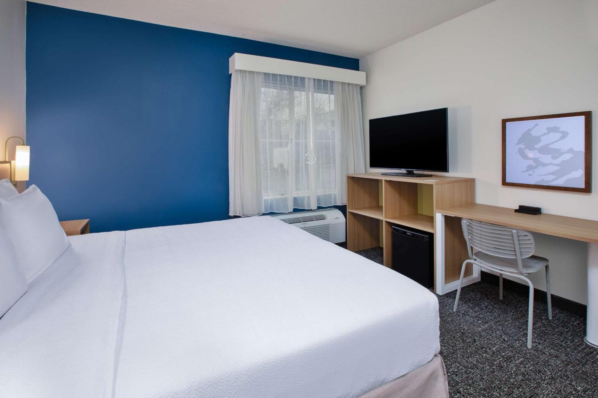 Spark By Hilton Walker Grand Rapids North Exterior photo